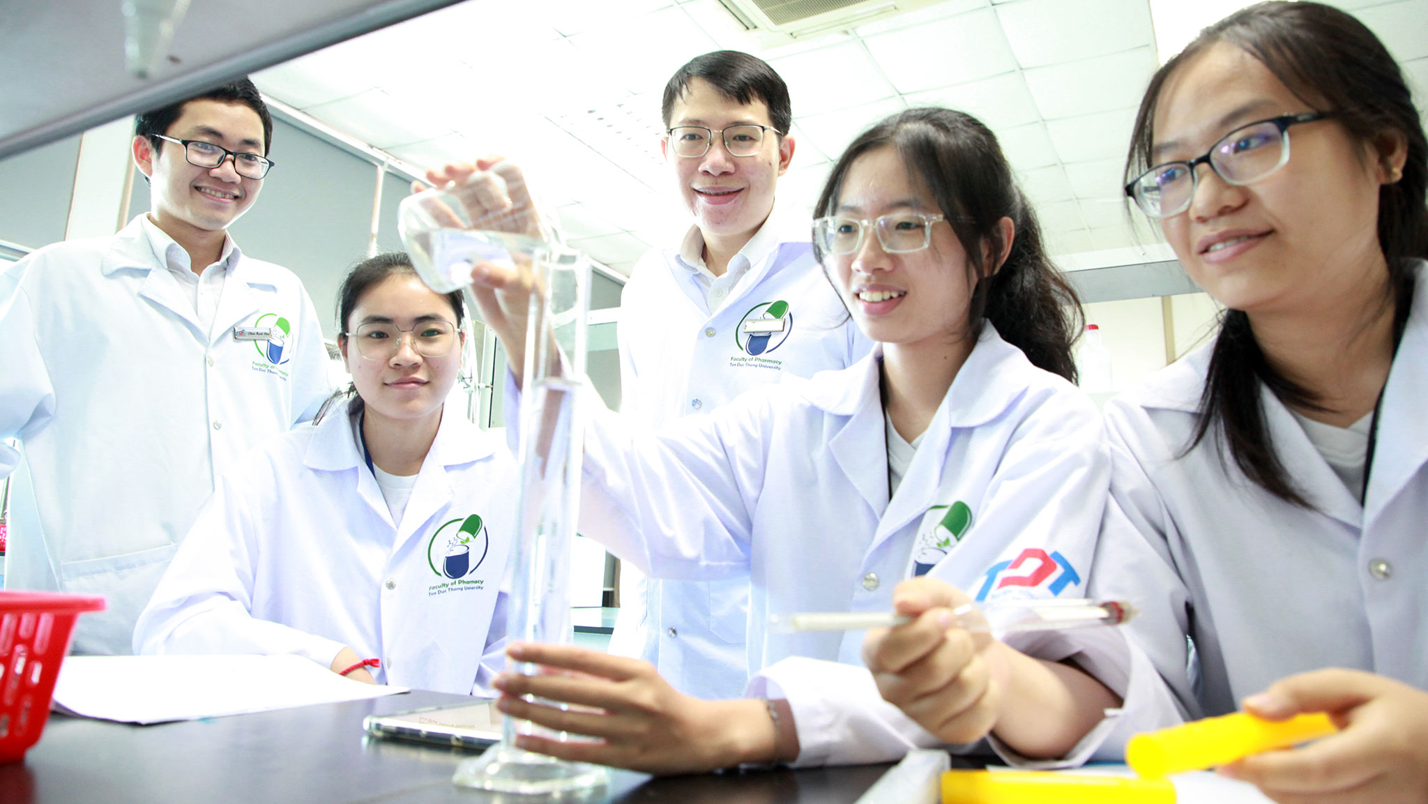 CSDL trực tuyến