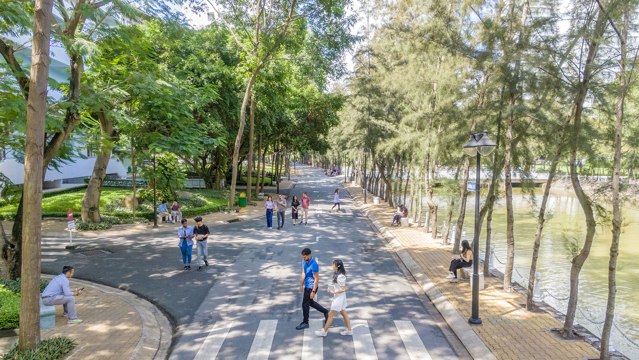Cung cấp thông tin theo yêu cầu